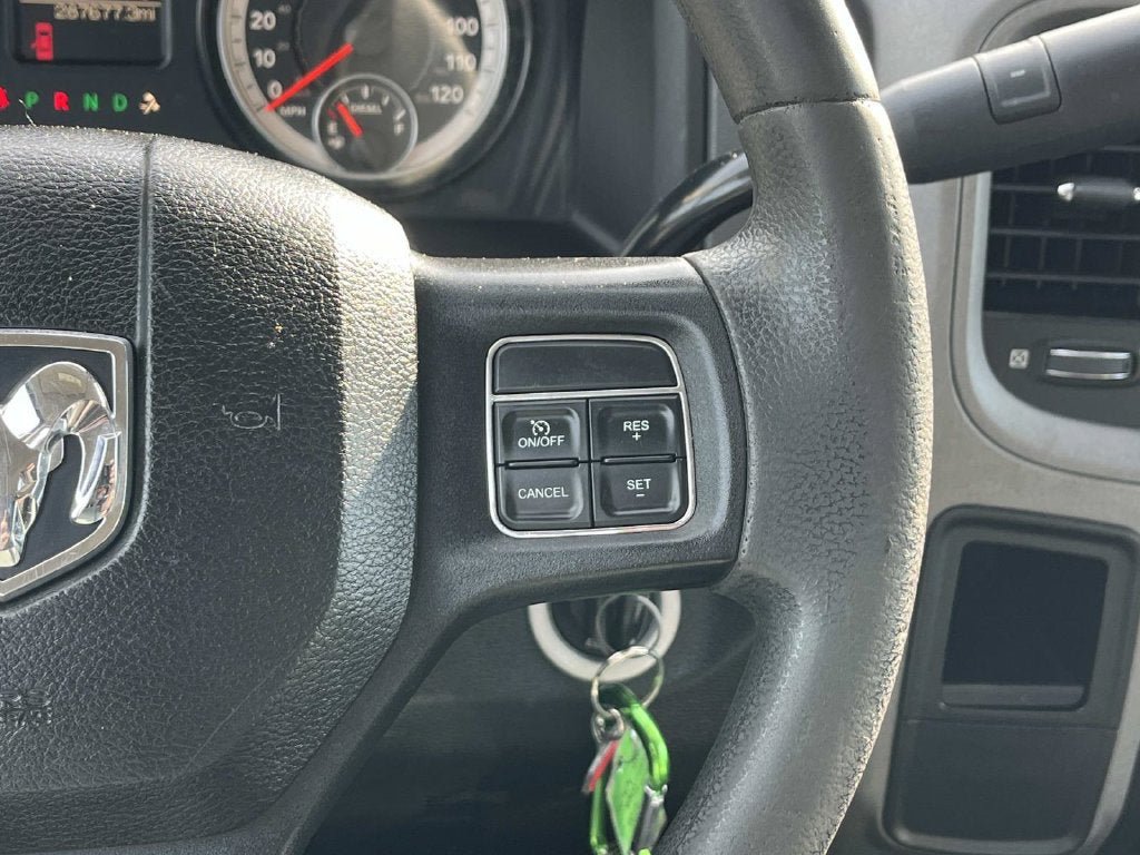 Used 2014 RAM 3500 Tradesman w/ Chrome Appearance Group RWD image 17