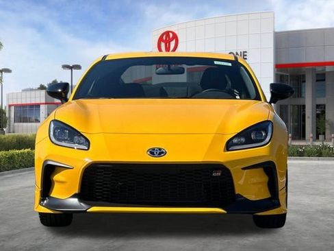 New 2026 Toyota GR86 YUZU Limited image 9