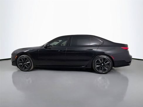New 2026 BMW 740i RWD image 15