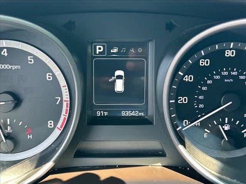 Used 2017 Hyundai Santa Fe Sport FWD image 18