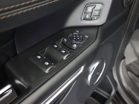 Certified 2020 Ford Expedition Platinum image 33