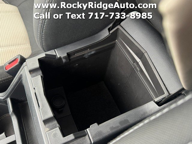Used 2022 Subaru Forester AWD/4WD image 18