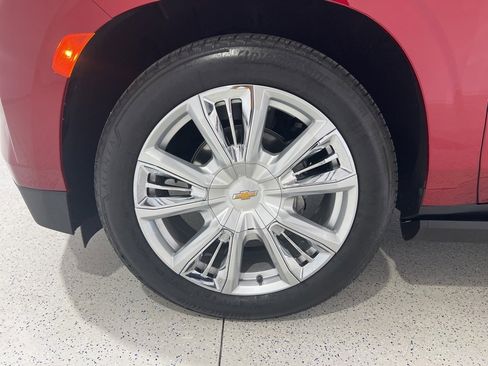 Used 2024 Chevrolet Tahoe High Country image 31