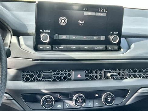 Certified 2025 Honda Accord LX image 18