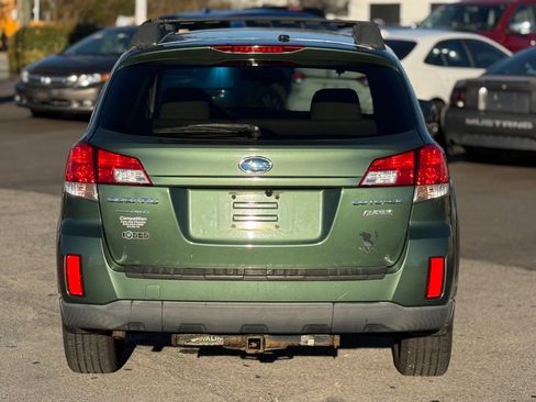 Used 2011 Subaru Outback 2.5i Premium w/ All-Weather Pkg image 6