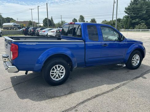 Used 2014 Nissan Frontier SV w/ SV Value Truck Package AWD/4WD image 4