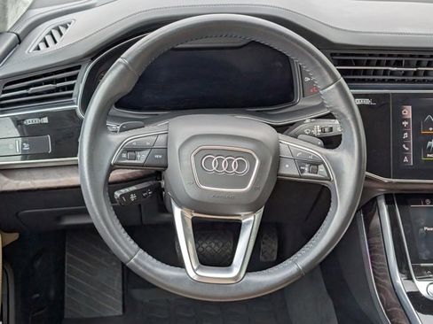 Used 2019 Audi Q8 Prestige image 21