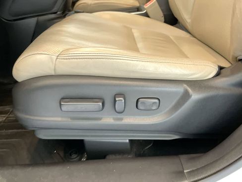 Used 2015 Honda CR-V EX-L image 12