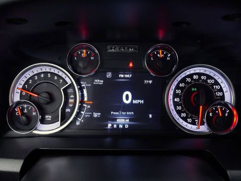 Used 2020 RAM 1500 Express w/ Wheel & Sound Group image 22