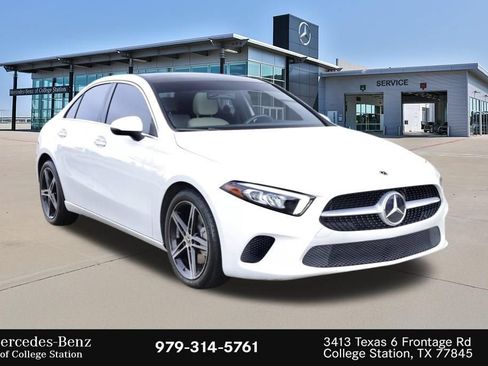 Certified 2022 Mercedes-Benz A 220 image 3
