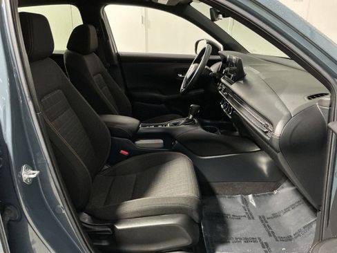 Used 2023 Honda HR-V Sport image 32