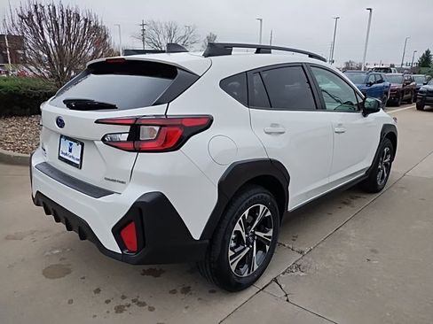 Certified 2025 Subaru Crosstrek 2.0i Premium image 7