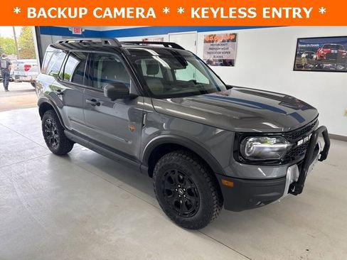 Used 2025 Ford Bronco Sport Badlands w/ Sasquatch Badlands Package image 3