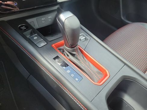 Certified 2026 Nissan Kicks SR AWD/4WD image 32