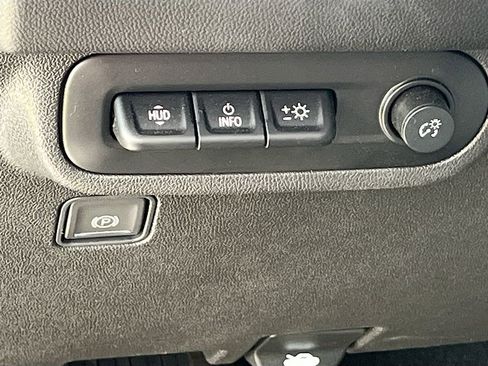 Used 2024 GMC Terrain AT4 w/ Tech Package image 10