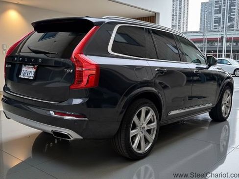 Used 2017 Volvo XC90 T8 Inscription w/ Luxury Package image 6