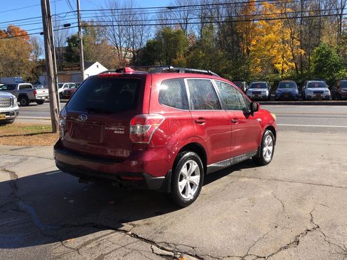 Used 2016 Subaru Forester 2.5i Premium w/ All-Weather Package AWD/4WD image 5