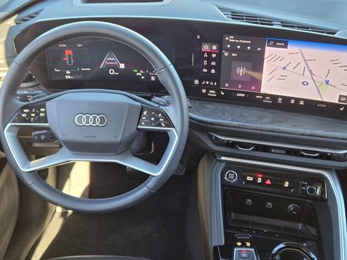 Certified 2025 Audi Q5 Premium Plus w/ Premium Plus image 33