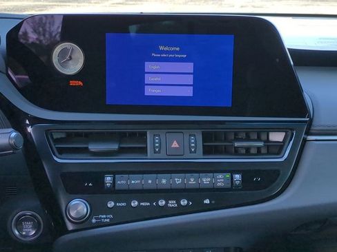 New 2025 Lexus ES 350 350 image 17