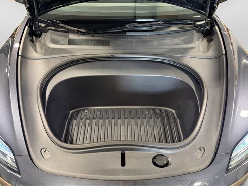 Used 2025 Tesla Model 3 Long Range RWD image 11