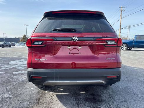 New 2026 Toyota Grand Highlander Limited image 3