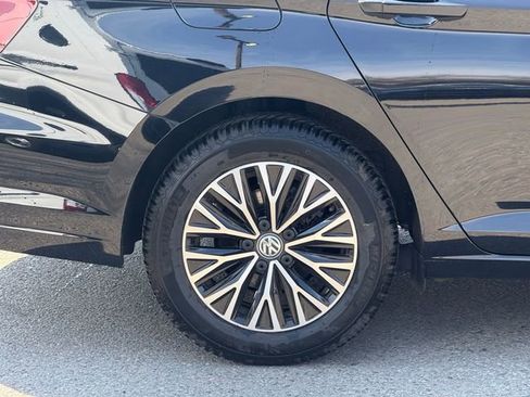 Used 2019 Volkswagen Jetta SE FWD image 7