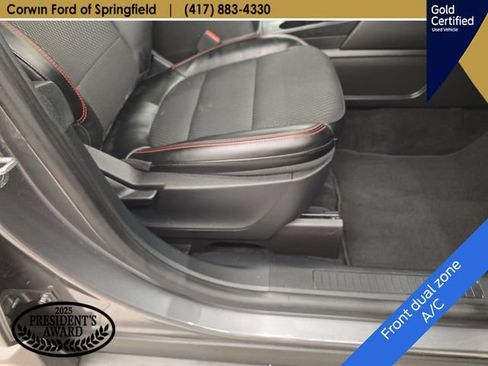 Used 2024 Ford Escape ST-Line w/ Tech Pack #1 AWD/4WD image 11