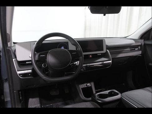 Certified 2024 Hyundai Ioniq 5 SE AWD/4WD image 6