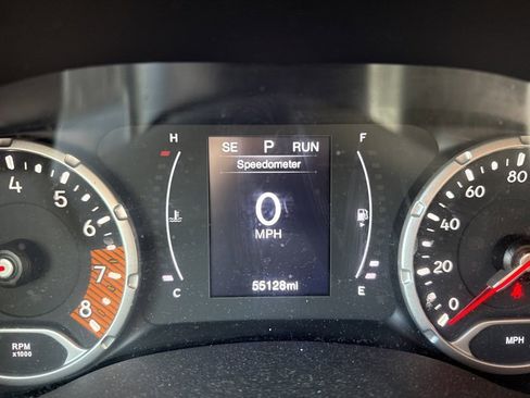 Used 2020 Jeep Renegade Latitude w/ Cold Weather Group image 13