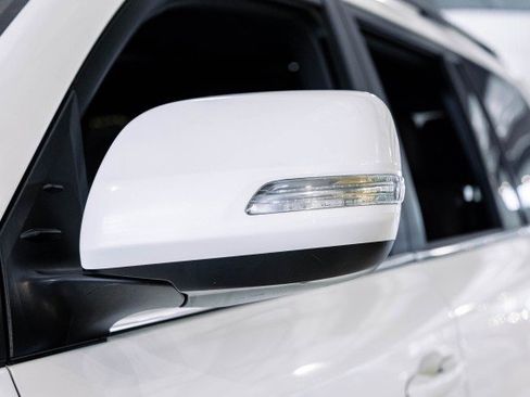 Used 2018 Toyota Land Cruiser image 43