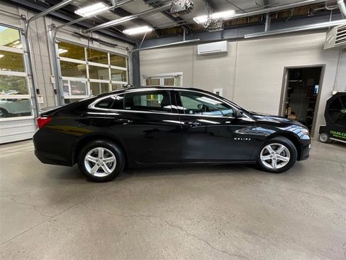 Used 2024 Chevrolet Malibu LT FWD image 6