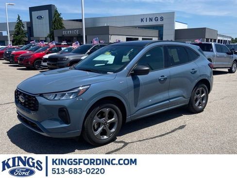 Used 2024 Ford Escape ST-Line w/ Tech Pack #1 AWD/4WD image 1