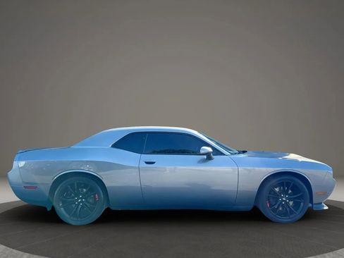 Used 2012 Dodge Challenger R/T RWD image 20