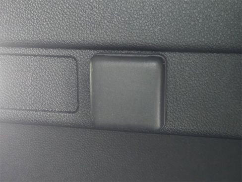 Certified 2025 Chevrolet Equinox LT image 15