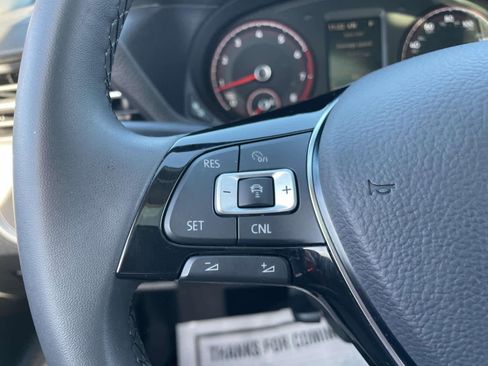 Used 2022 Volkswagen Passat 2.0T SE image 30