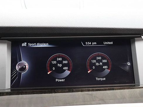 Used 2016 BMW 550i Gran Turismo xDrive AWD/4WD image 30