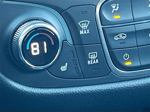 Used 2024 Chevrolet Equinox LT image 21