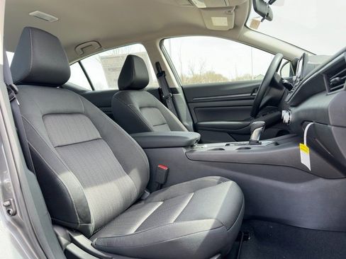 Certified 2025 Nissan Altima 2.5 S image 25
