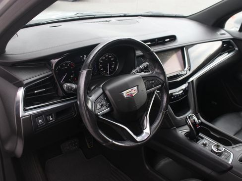 Used 2020 Cadillac XT6 Premium Luxury AWD/4WD image 17