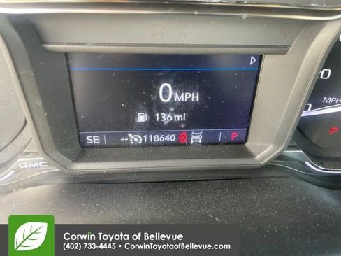 Used 2023 GMC Sierra 2500 SLE w/ SLE Convenience Package image 16