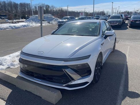 Used 2024 Hyundai Sonata SEL image 1