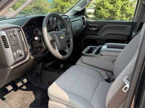 Used 2017 Chevrolet Silverado 2500 W/T AWD/4WD image 15
