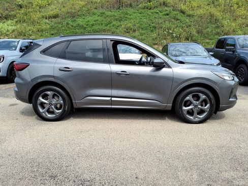 Certified 2023 Ford Escape ST-Line Select w/ Tech Pack #2 AWD/4WD image 6