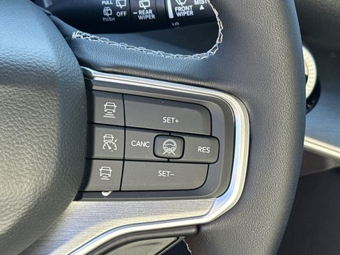 New 2026 Jeep Grand Wagoneer 4WD image 19