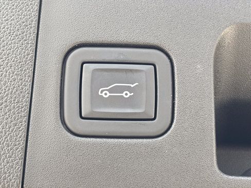 Certified 2023 Cadillac XT4 Premium Luxury w/ Cold Weather Package FWD image 12