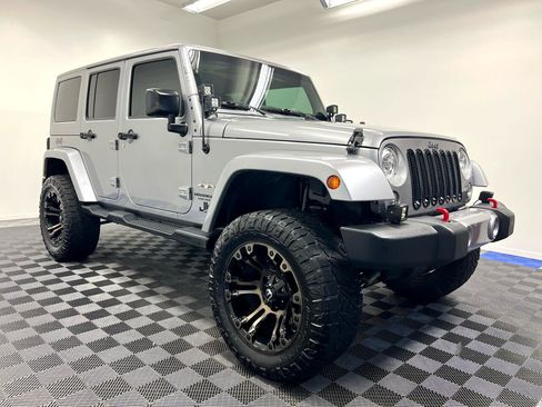 Used 2017 Jeep Wrangler Unlimited Sahara w/ Connectivity Group image 1