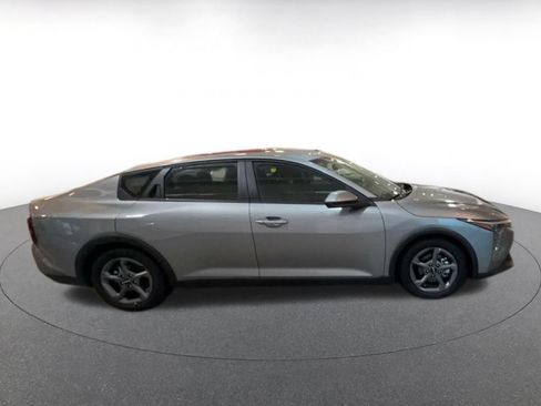Used 2025 Kia K4 FWD image 15