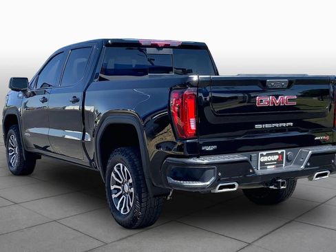 Used 2023 GMC Sierra 1500 AT4 w/ AT4 Premium Package AWD/4WD image 12