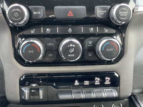 Certified 2021 RAM 1500 Laramie image 25