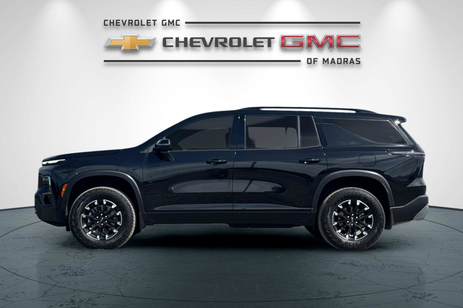 Used 2025 Chevrolet Traverse Z71 AWD/4WD image 6